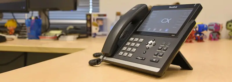 4 top benefits of using VoIP phone systems for business